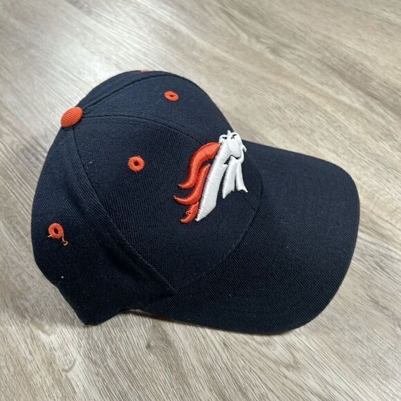 Vintage Puma Denver Broncos Hat Snapback NFL Football Black Wool Blend Cap - Picture 8 of 9